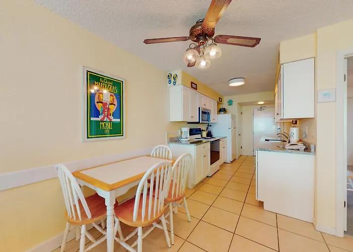 Apartment Island Shores 252